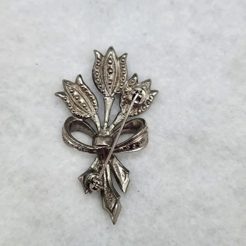 Vintage Avon Pink Tulip Bouquet Brooch Pin Rhinestones Silver Tone Cottage